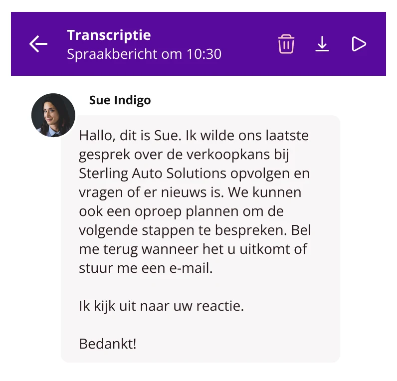 Automatische transcriptie van een ingesproken bericht met AI naast het gesprek